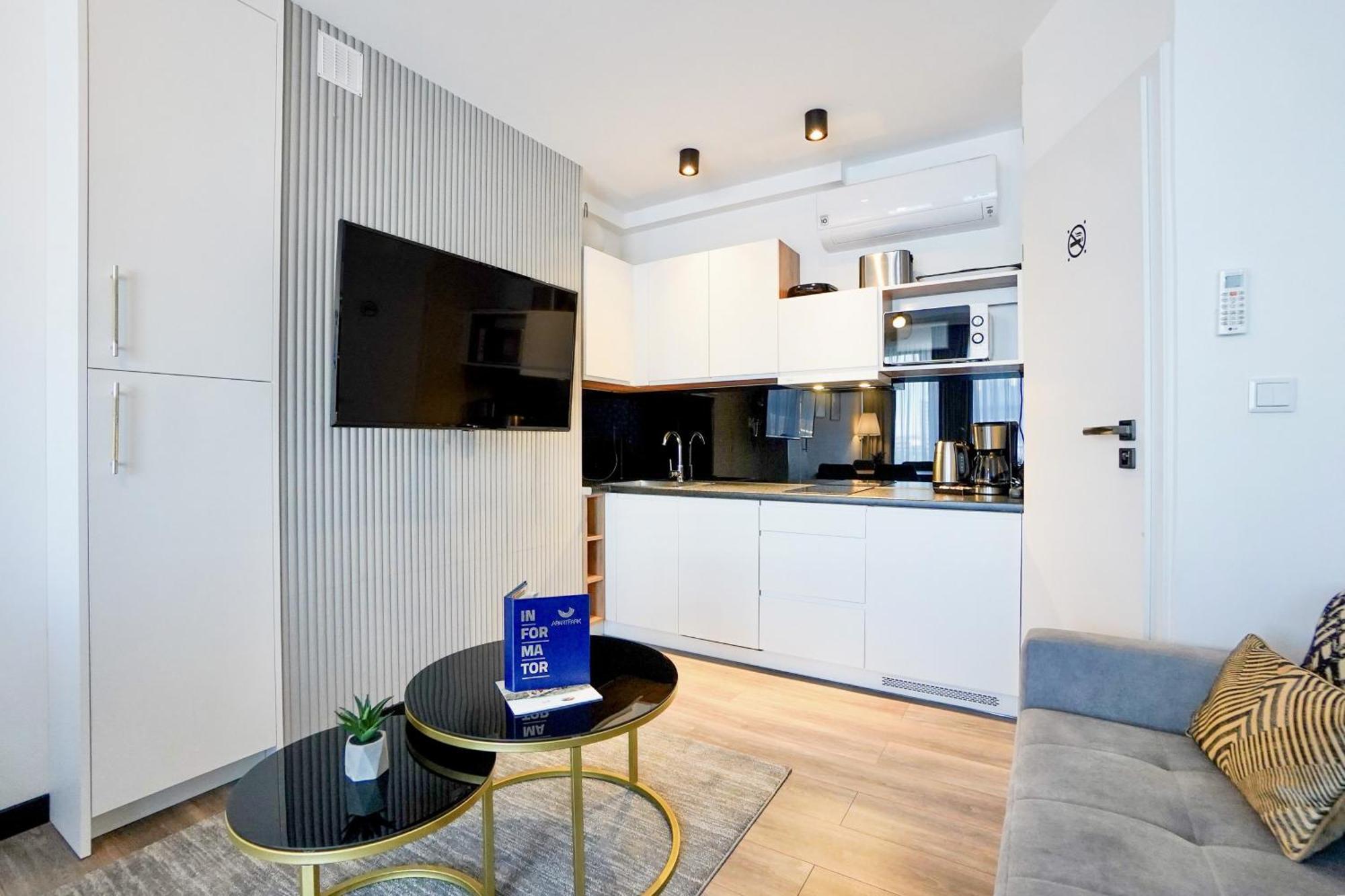 Apartpark By Baltic Home シフィノウイシチェ エクステリア 写真