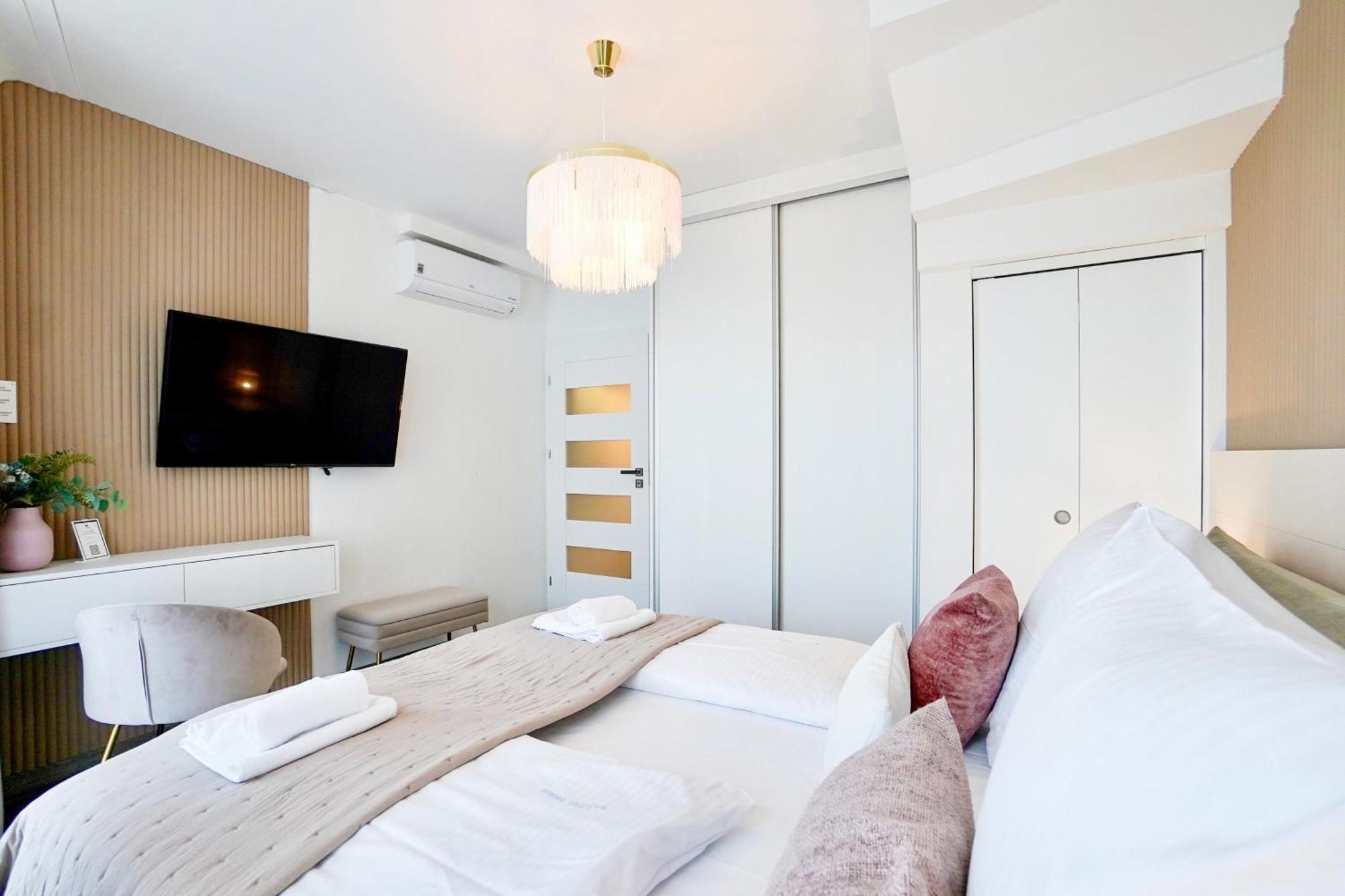 Apartpark By Baltic Home シフィノウイシチェ エクステリア 写真